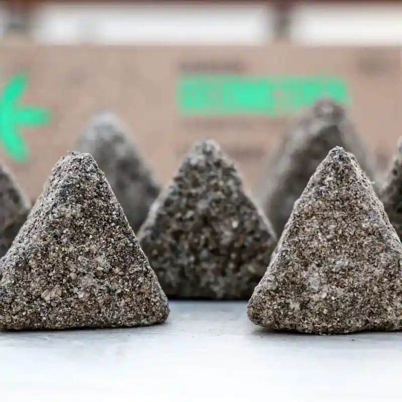 Incenso a Piramide con 31 erbe