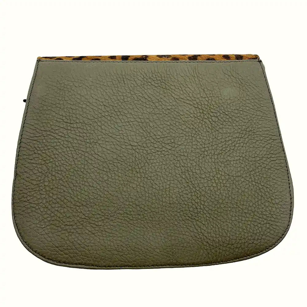 Borsa in pelle scamosciata con tracolla regolabile