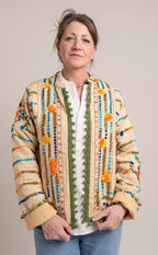 Giacca phulkari con ricamo verticale multicolore