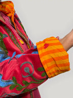 Giacca Donna in Velluto Rosso Corallo con Ricami Floreali