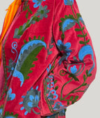 Giacca Donna in Velluto Rosso Corallo con Ricami Floreali