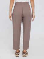 Pantalone viscosa ECOVERO nocciola gamba dritta vista posteriore
