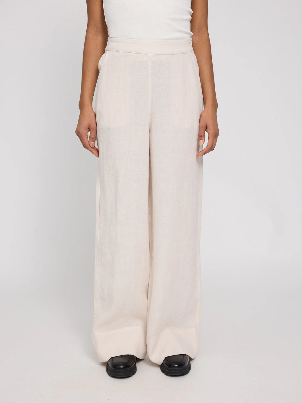 Pantalone gamba larga in lino naturale sabbia