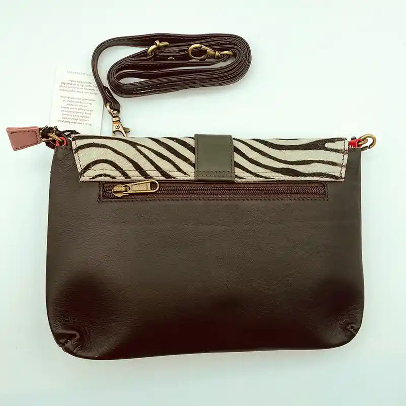 Borsa Pochette in Vera Pelle Riciclata con tracolla 