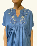 Vestito lungo in cotone indiano ricamato Blu Cobalto