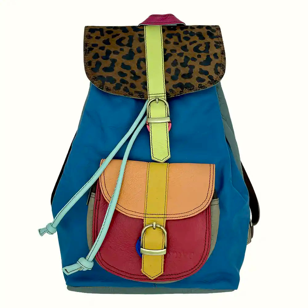 Zaino donna in pelle riciclata liscia e animalier