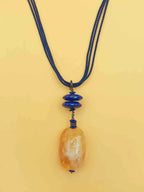 Collana Vintage con cordino blu e ciondolo in Quarzo citrino e lapis
